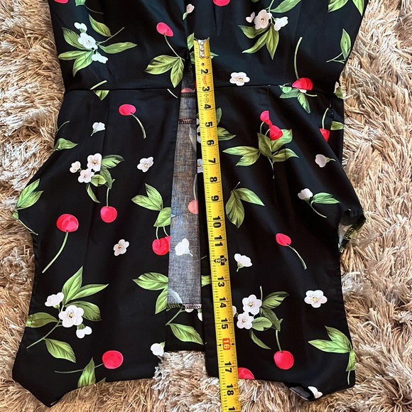 OWIN Cherry Vintage-Style High-Neck Dress - Picture 8 of 10